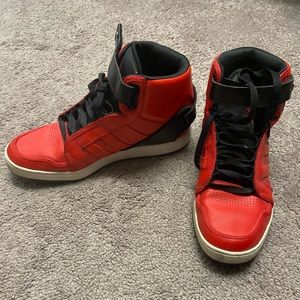 ADIDAS Men’s High Top Sneaker